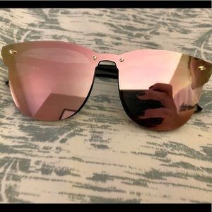 Rose gold mirror sunglasses